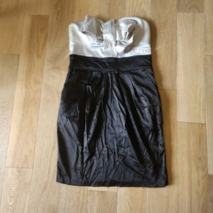 ECLIPSE | Black and greige strapless dress with bow